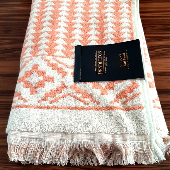 **Pendleton Woolen Mills Sundown Cotton 1 Bath Towel - Picture 9 of 13